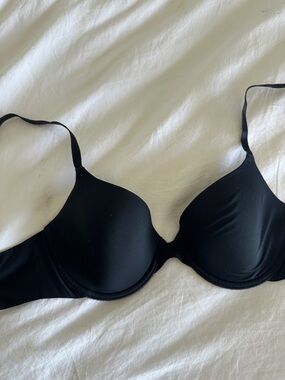 Black Women's Natori Bra - Classic Smooth Support